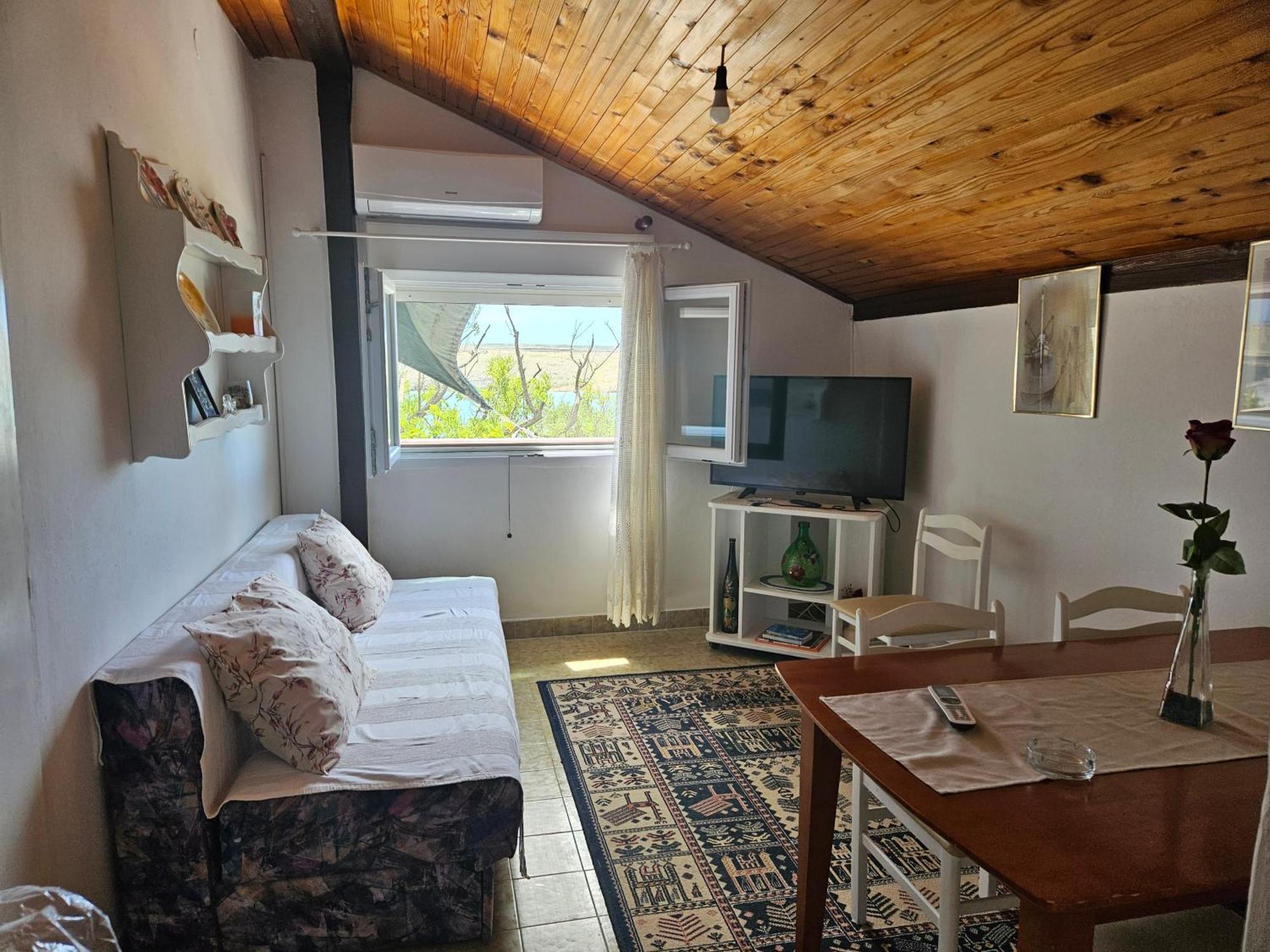 Apartment Zdenka Dinjiska Bagian luar foto